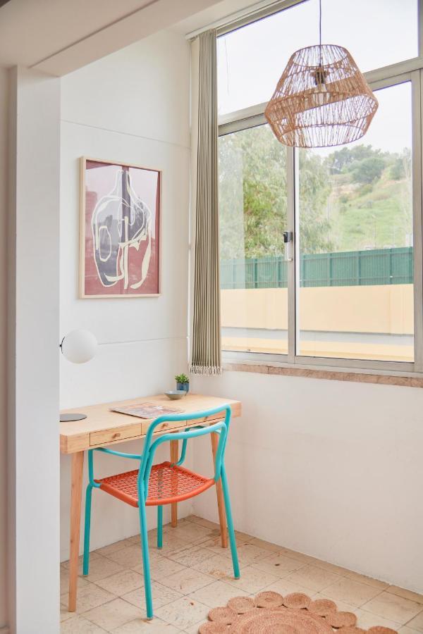 Light-filled & Renovated Apartment, By Timecooler Apartamento