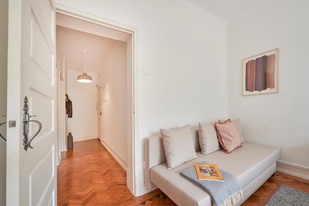 Apartamento Light-filled & Renovated Apartment, By Timecooler Lisboa